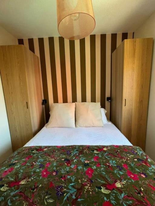 לס דה-אלפס Appartement 3 Pieces, Spacieux En Plein Centre מראה חיצוני תמונה